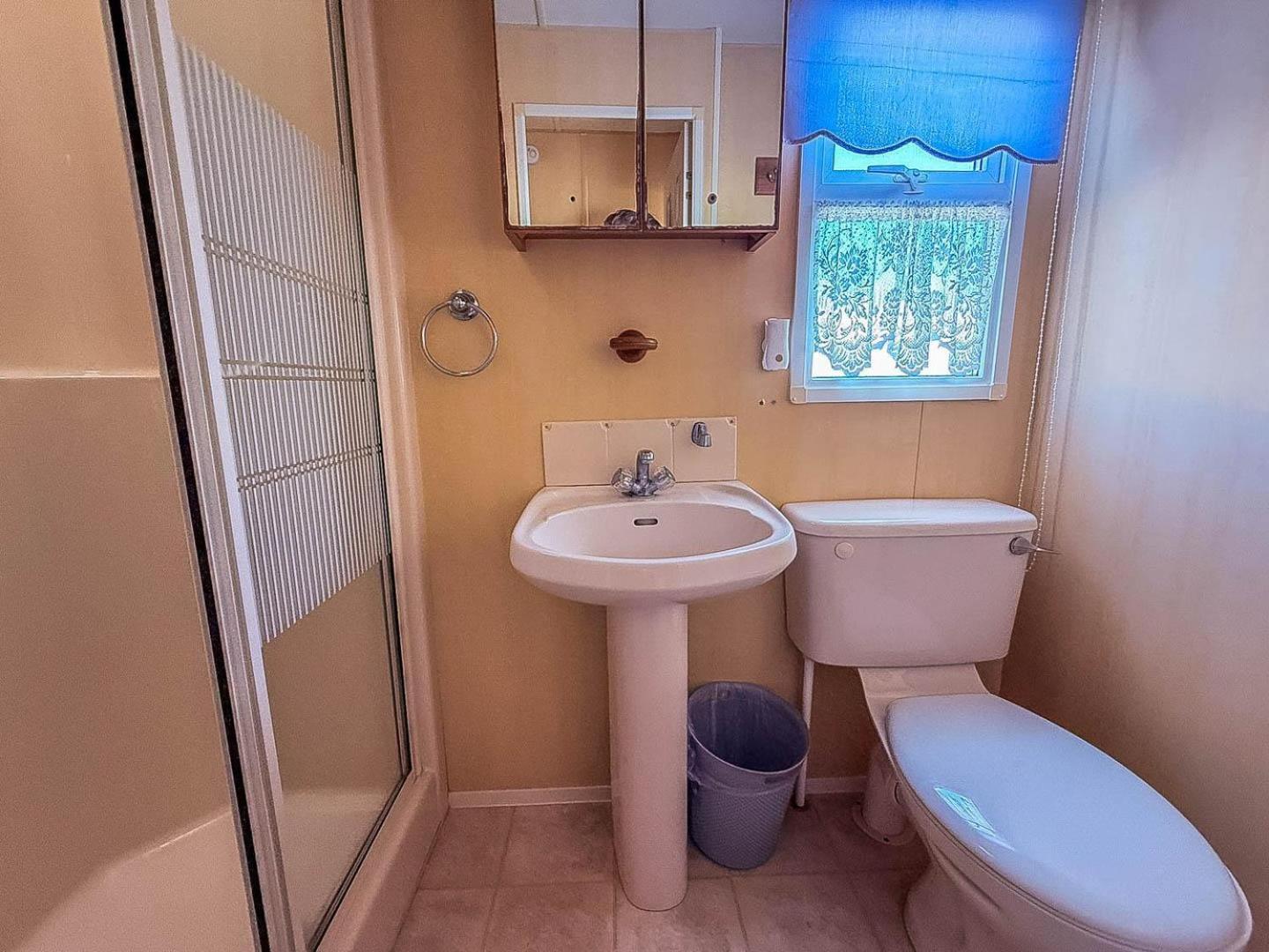Spacious Caravan For Hire With Decking By The Beach In Suffolk Ref 40094Nd 洛斯托夫特 外观 照片